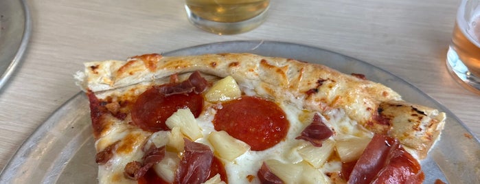 Moonlight Pizza & Brewpub is one of Colorado Breweries.