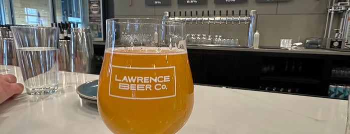 Lawrence Beer Co. is one of Apoorv : понравившиеся места.