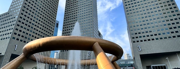 Suntec City Mall is one of Must-visit Malls in Singapore.