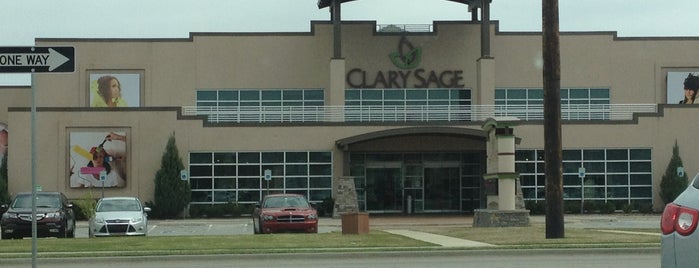 Clary Sage College is one of สถานที่ที่ Teresa ถูกใจ.