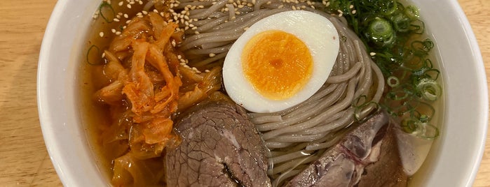 六盛 is one of Restaurant/Fried soba noodles, Cold noodles.