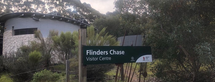 Flinders Chase Visitor Centre is one of สถานที่ที่ Christopher ถูกใจ.