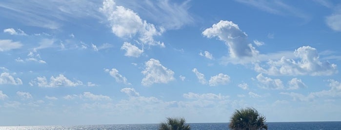 Rosemary Beach is one of Lieux qui ont plu à Lizzie.