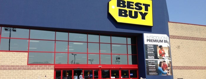 Best Buy is one of Aaron’s Liked Places.