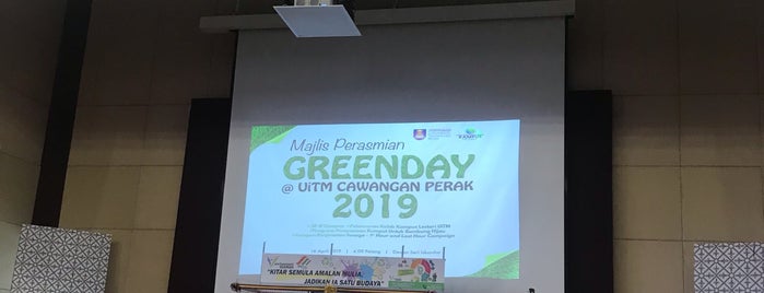 Dewan Sri Iskandar (DSI) is one of UiTM Perak Seri Iskandar.