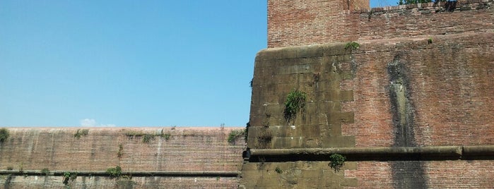 Fortezza da Basso is one of Florence / Firenze.