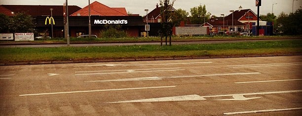 McDonald's is one of Lieux qui ont plu à Tim.