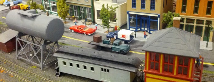 Penn State Model Railroad Club is one of Johnさんのお気に入りスポット.