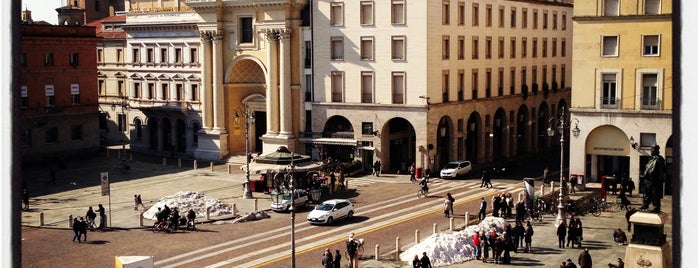 Piazza Garibaldi is one of Venedik bologna.