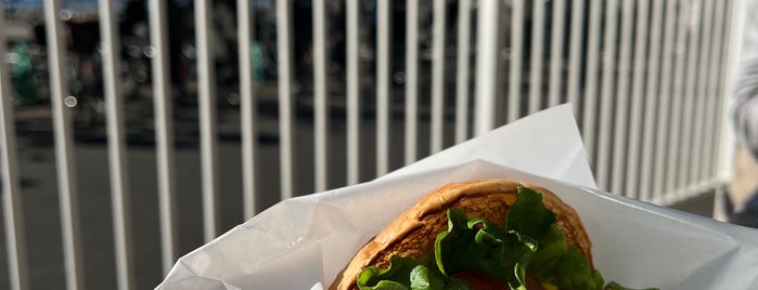 Freshness Burger is one of Lugares favoritos de Yuka.