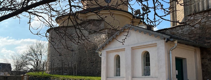 Chrám svatého Bartoloměje is one of churches.