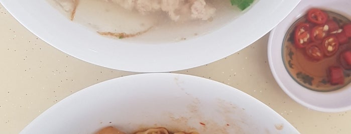 Meng Boon Teochew Fishball Noodle 明文潮洲魚圓面 is one of Pork lard lovers' list.