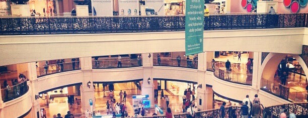 Mall of the Emirates is one of Дубай.