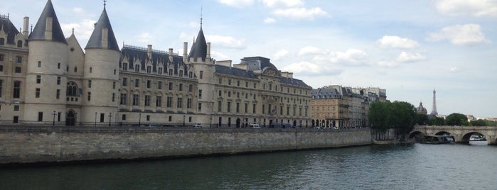 La Conciergerie is one of Paris, France.