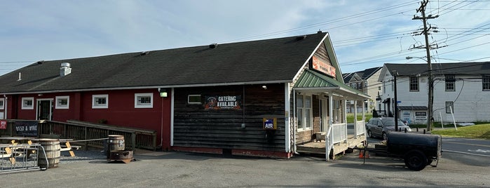 Carolina Brothers Pit Barbeque is one of DC Suburbs.