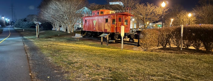 W&OD Herndon Caboose is one of Lieux qui ont plu à Jared.