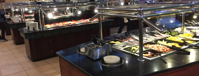 Hibachi Sushi & Buffet is one of Adventures.