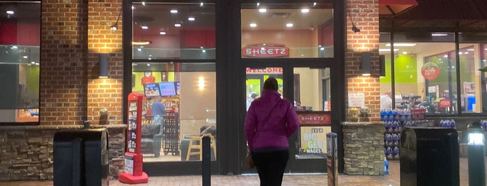 SHEETZ is one of Allisonさんのお気に入りスポット.