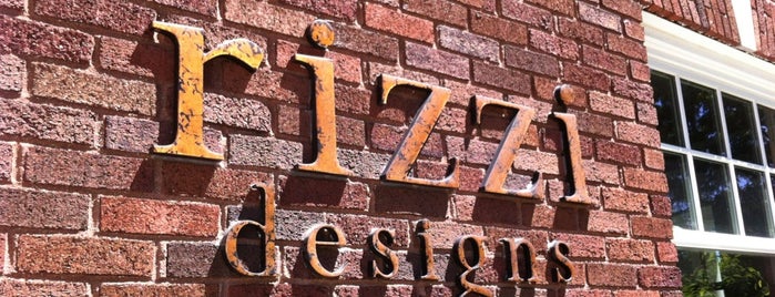 Rizzi Designs is one of City Saunter.