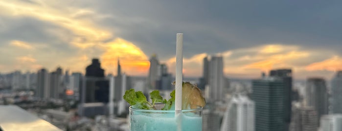 Zoom At Sathorn Sky Bar And Resturant is one of must try.