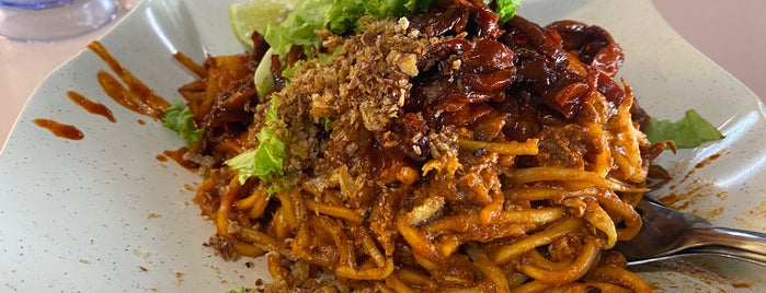 Edgecumbe Road Famous Mee Goreng is one of Penang.