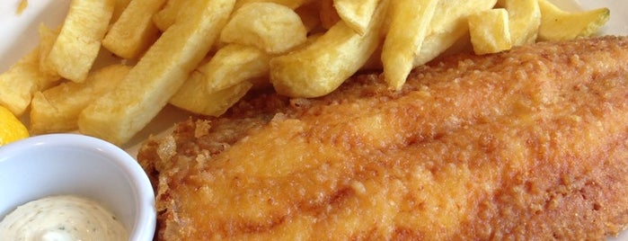 Poppies Fish & Chips is one of New London Openings 2013.