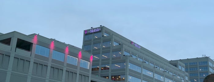 T-Mobile US HQ is one of สถานที่ที่ Ross ถูกใจ.