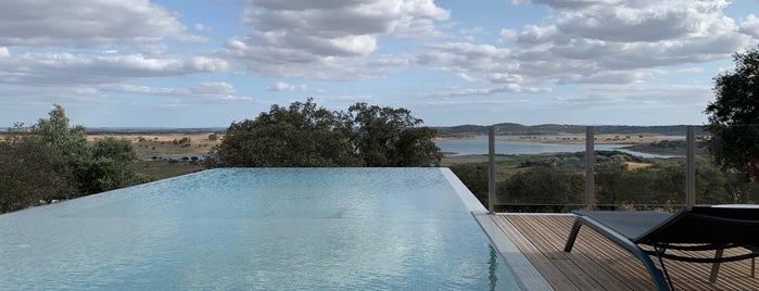 Montimerso Skyscape Country House is one of Portugal.