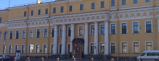 Юсуповский дворец is one of Что посмотреть в Санкт-Петербурге.
