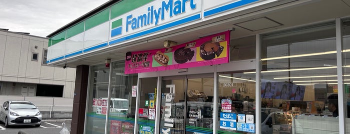 FamilyMart is one of 埼玉県_志木市.