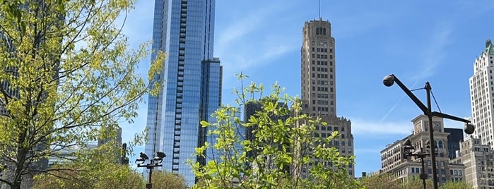 Lurie Garden is one of Chicago 2018.