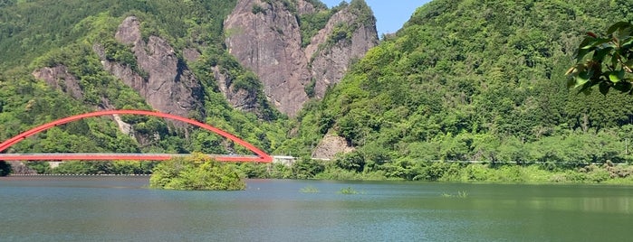 Hyugami Dam is one of さくらスポット.