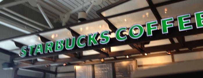 Starbucks is one of Orte, die Carolina gefallen.