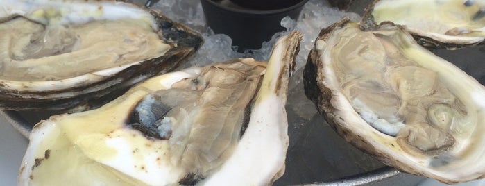 The Walrus Oyster and Ale House is one of Washington D.C.