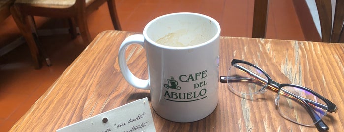 Cafe Del Abuelo is one of Cafés.
