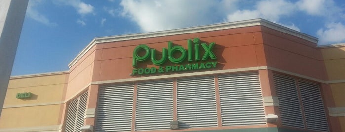 Publix is one of Locais curtidos por Kelsey.