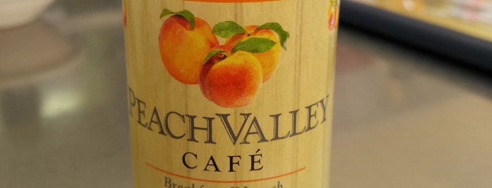 Peach Valley Cafe is one of Orte, die Scott gefallen.