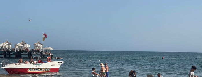 Baia Lara Beach is one of Bitti.