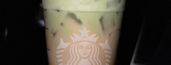 Starbucks is one of Travis : понравившиеся места.