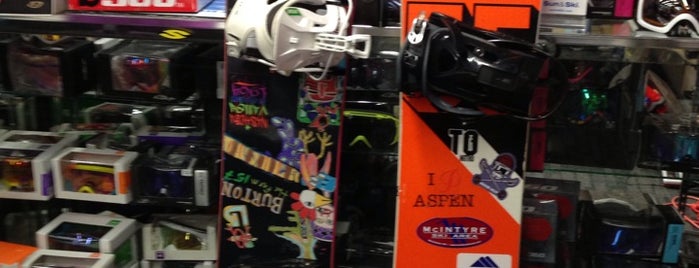 Sun and Ski Sports is one of SNOWBOARD SHOPS.