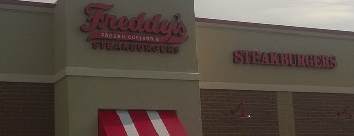 Freddy's Steakburgers is one of Tempat yang Disukai Jeremy.