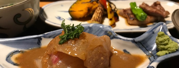 日本料理 雲海 is one of もぎたてテレビで紹介されたスポット.