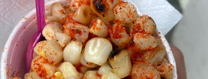 Los Esquites de Moliere is one of Posti che sono piaciuti a Nelly.