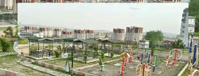 Gölkent 1 sitesi spor alanı is one of Banu'nun Beğendiği Mekanlar.