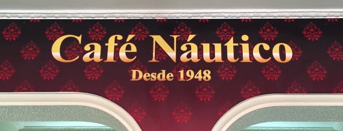 Café Náutico is one of Checked in.