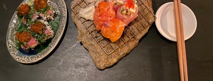 Shiko is one of Restaurantes Porto.