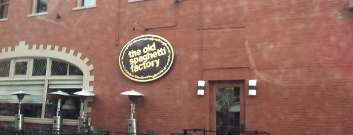 The Old Spaghetti Factory is one of สถานที่ที่ Natalie ถูกใจ.