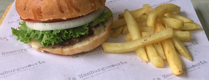 la Hamburguesería is one of Lugares favoritos de Jorge.