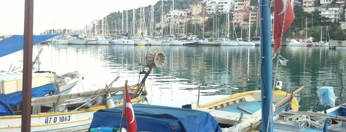 Balıkçı Barınağı is one of en sevdiklerim.