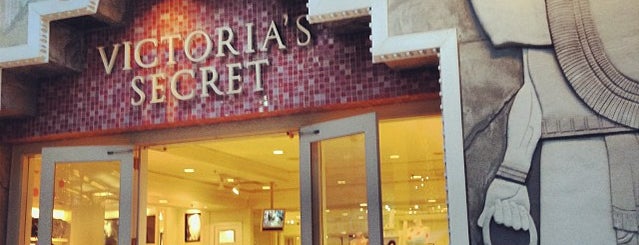 Victoria's Secret is one of Rosse Marie’s Liked Places.
